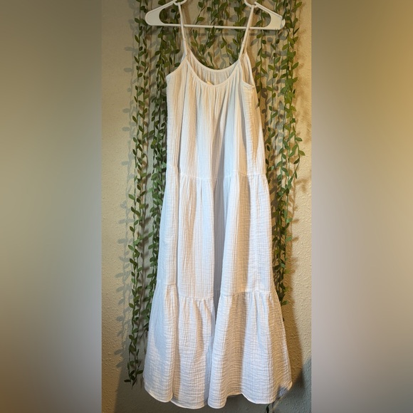 H&M white crinkled dress size XS - Picture 4 of 4